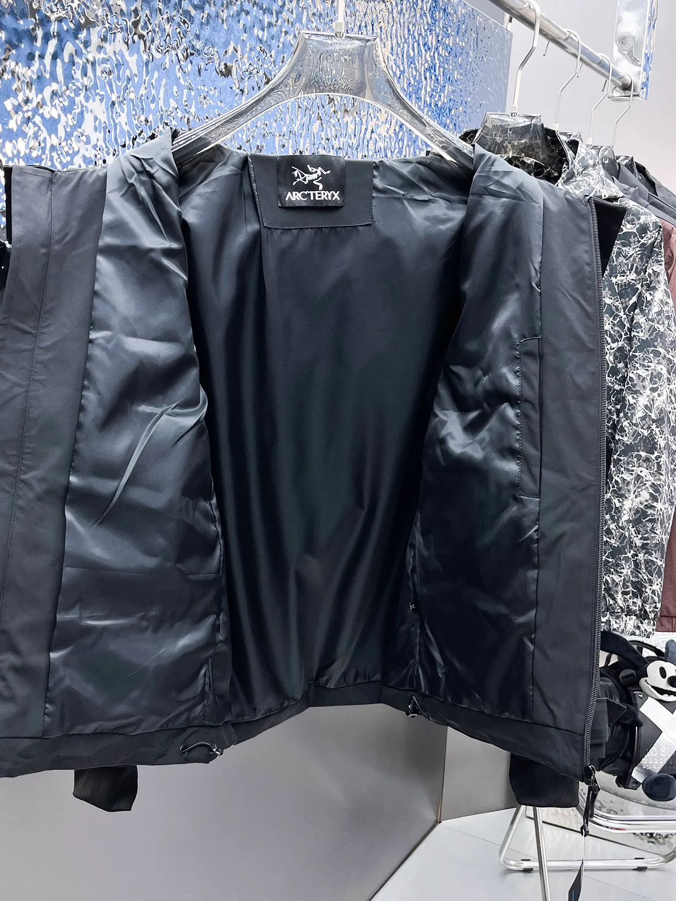 Same Style， ， ！2026 New Arrival ，Original Premium ！ Breathable ， ， ， Quality。 ！ ， ！Sizes：M～3XL